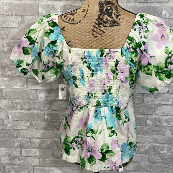 Old Navy Short Puff Sleeve Floral Top - Picture 4 of 8